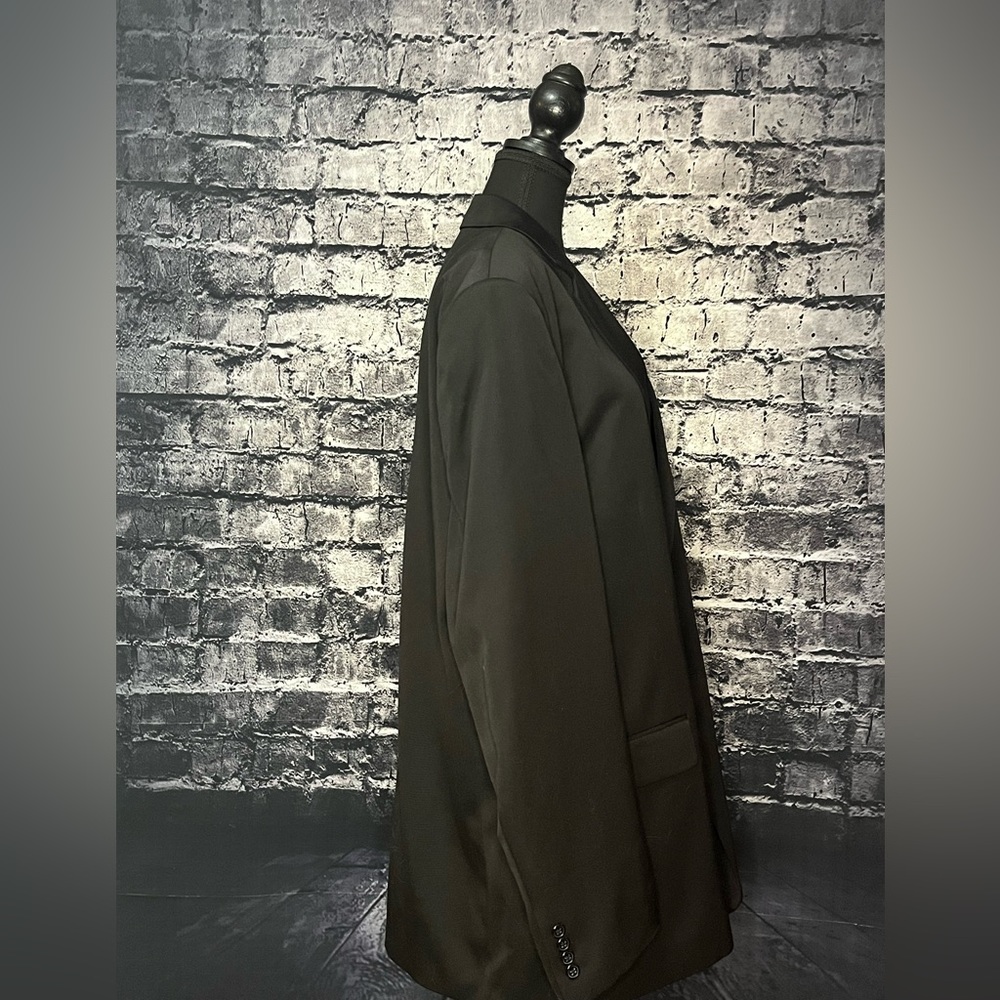 Protocol Suit - Picture 3 of 7